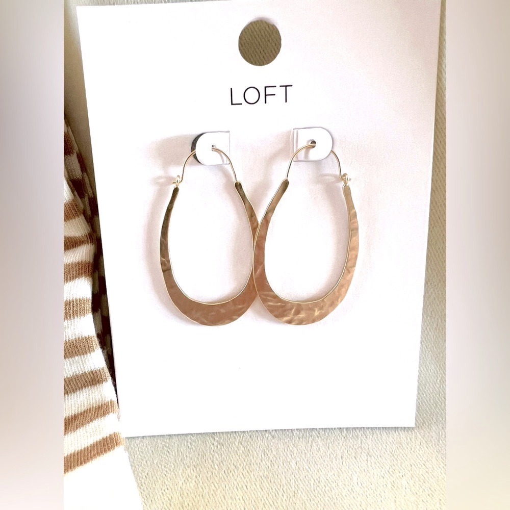 LOFT Perfect Camel Striped Crew Socks + Gold Toned Hammered Tear Drop Earrings - Picture 2 of 5